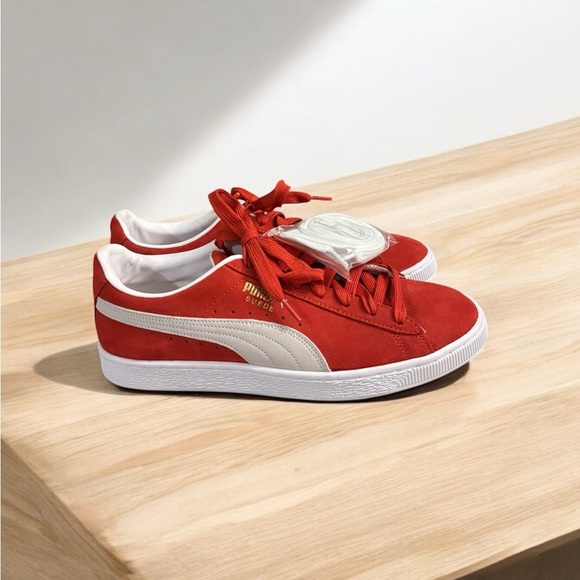 Puma Men’s Suede Classic XXI High Risk Red White Sneakers. NWT. - Picture 10 of 12